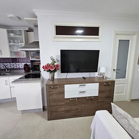 Apartamento En Benalmadena, Primera Linea De Playa Exterior photo