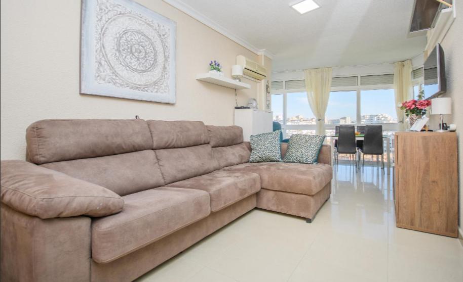 Apartamento En Benalmadena, Primera Linea De Playa Exterior photo